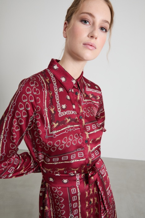 Vestido camisero de sarga con cinturón