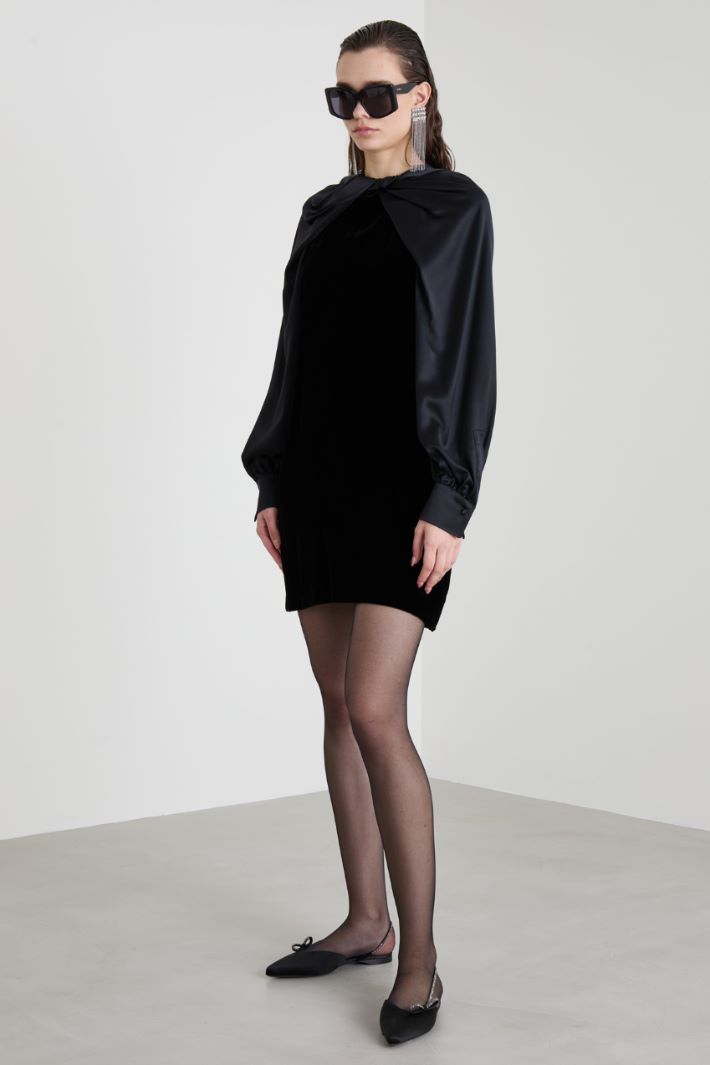 Velvet and satin dress Intrend