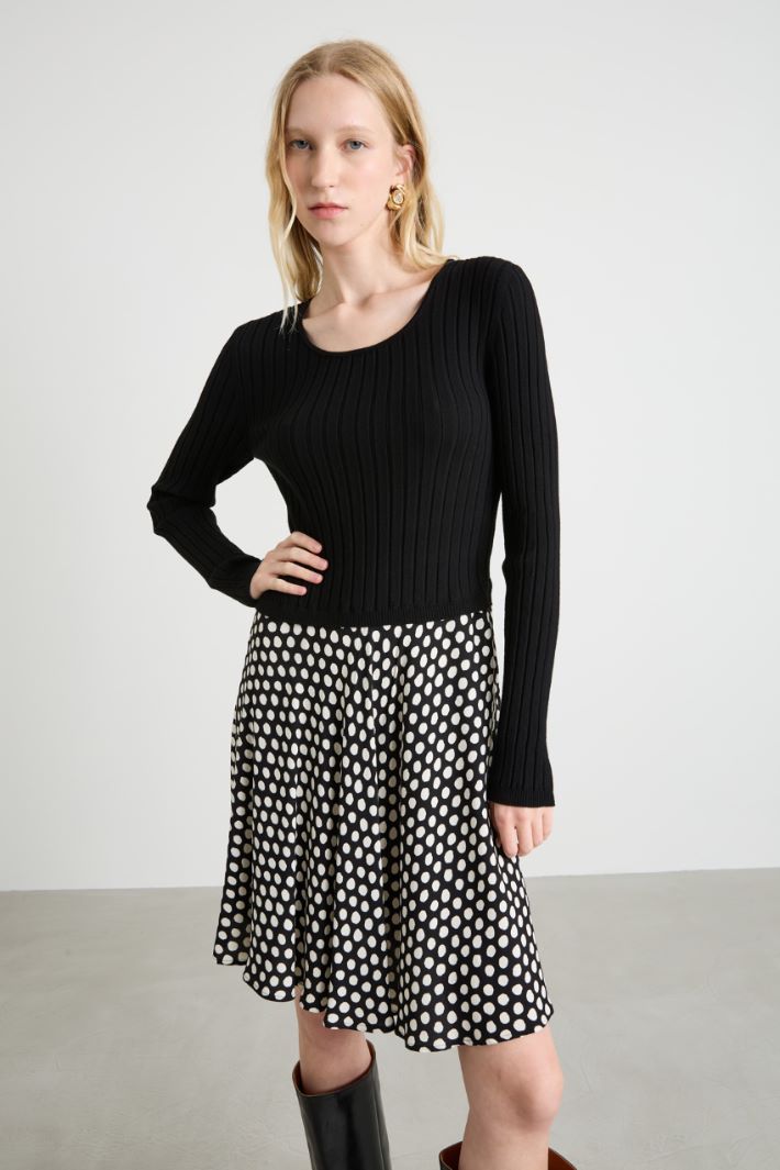 Knitted and crepe dress Intrend - 2