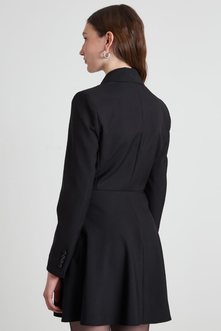 Short wool dress Intrend - 3