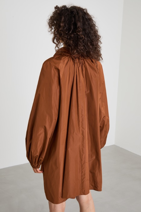 Abito corto in taffetà