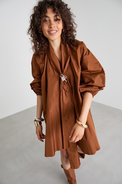 Abito corto in taffetà