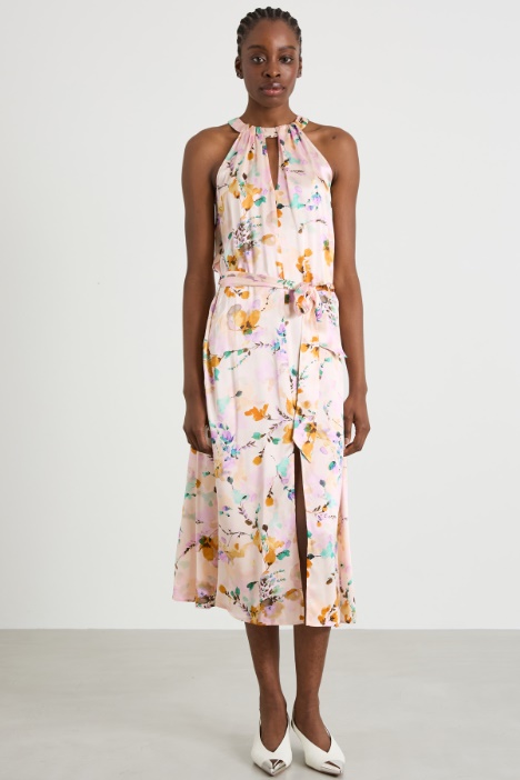 Vestido de sarga de seda