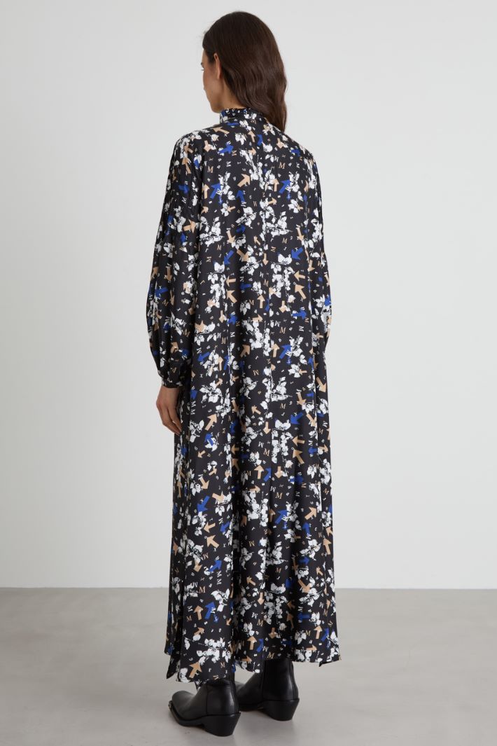 Abito ampio in twill di seta Intrend - 3