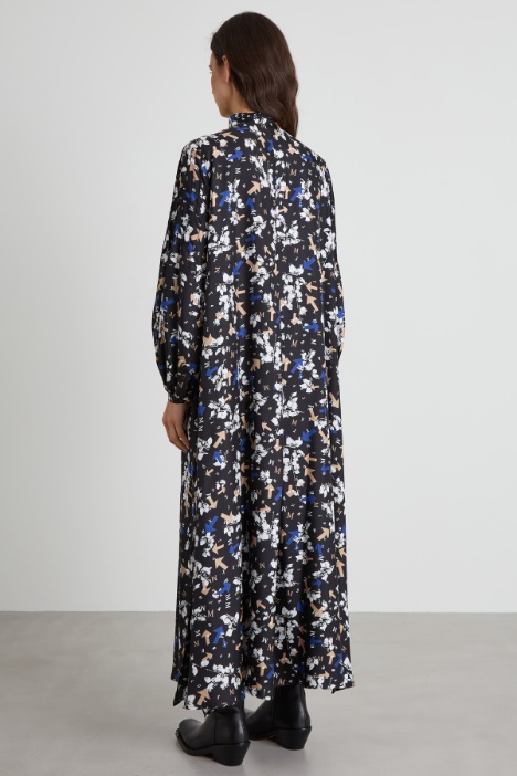 Abito ampio in twill di seta