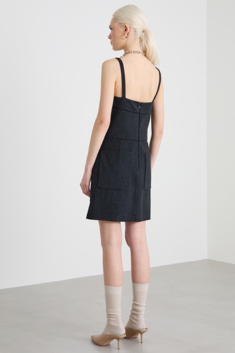 Vestido corto en fieltro de lana