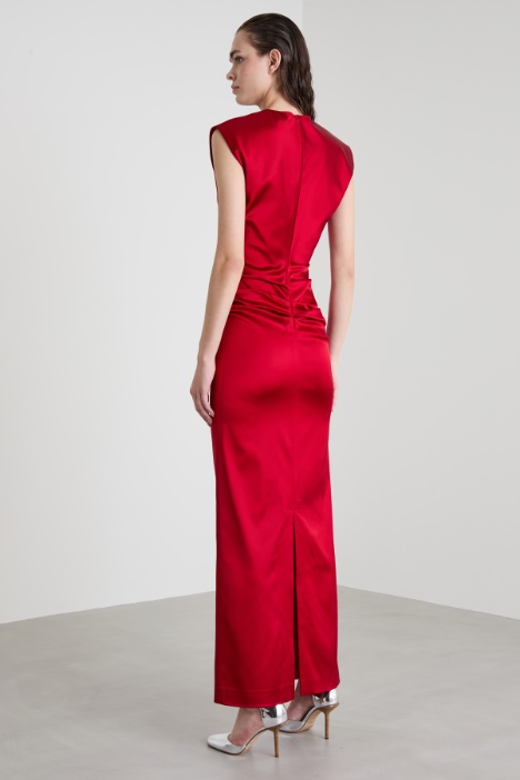 Abito drappeggiato in raso