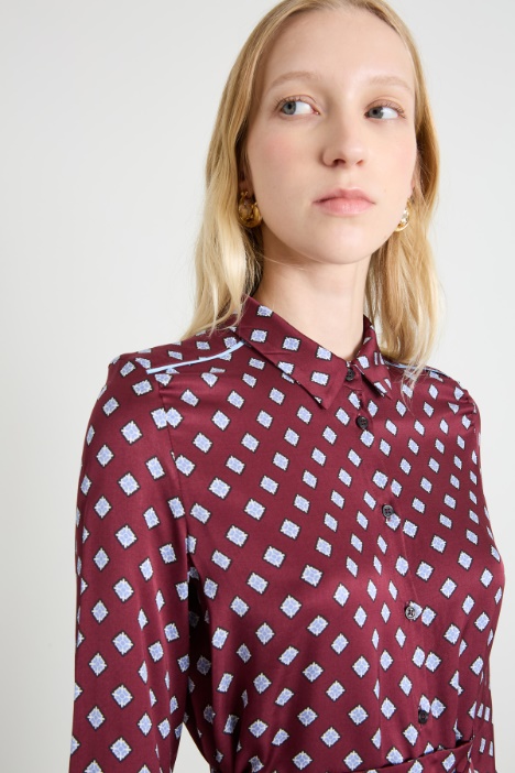 Abito in viscosa stampata