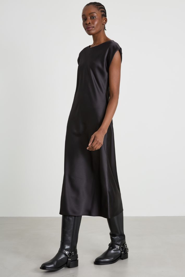 Satin dress Intrend - 2