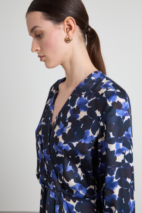 Abito in raso a fantasia