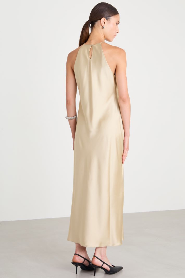 Long dress with halter neckline Intrend - 3