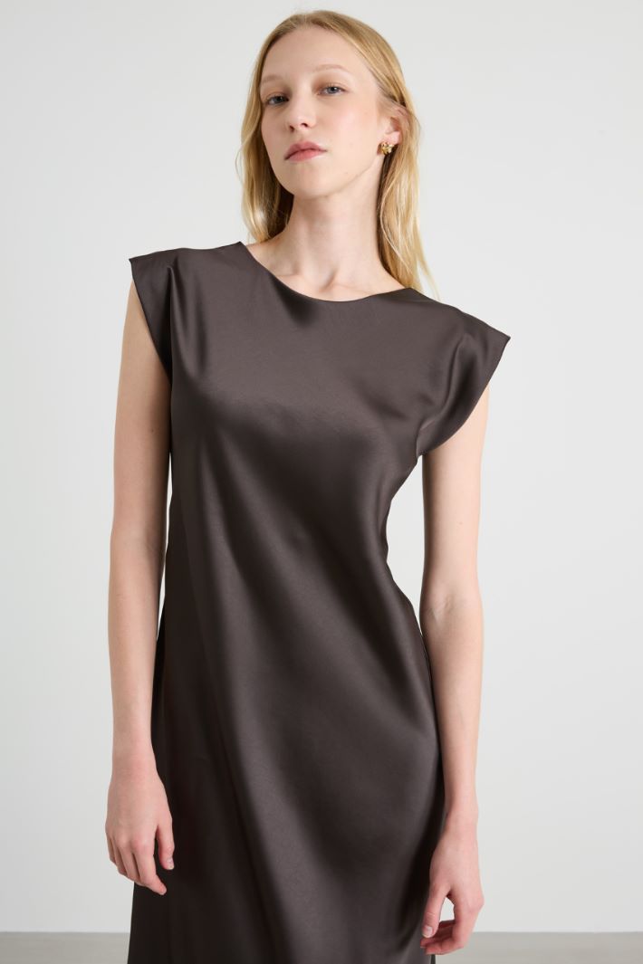 Satin dress Intrend - 4