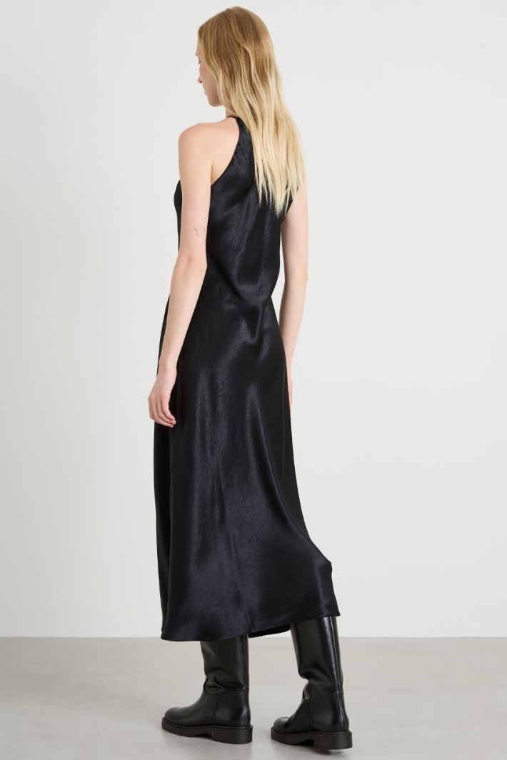 Long dress with halter neckline Intrend - 3