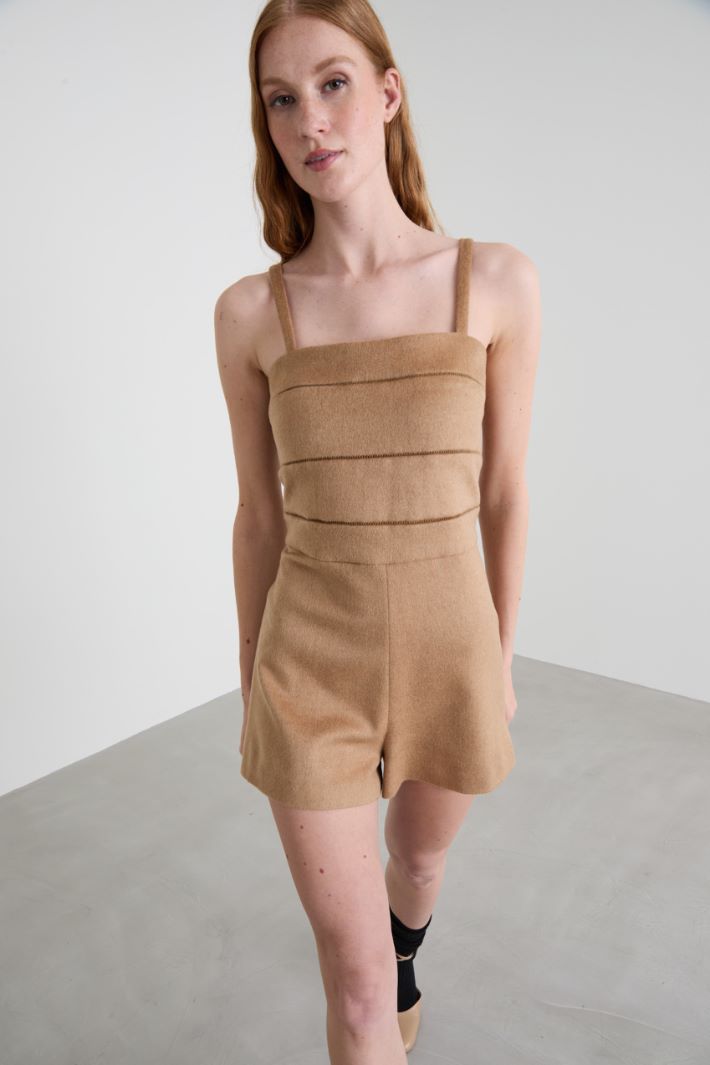 Tuta culotte in cammello Intrend - 2