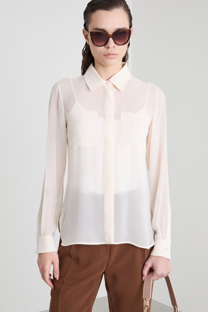 Camicia morbida in seta Intrend