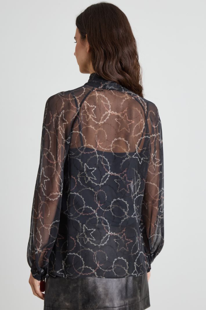 Blusa in georgette con foulard Intrend - 2