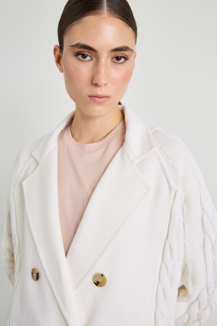 Pea coat with knitted inserts Intrend - 4