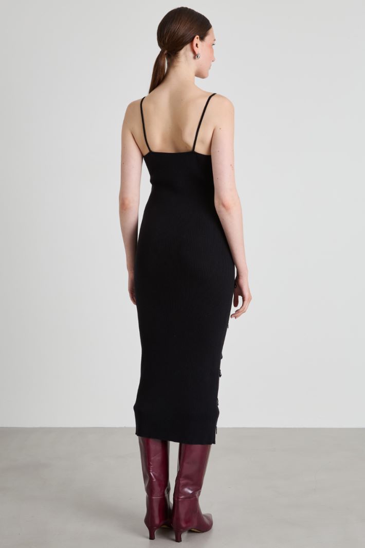 Knit dress with bejewelled embroidery Intrend - 3