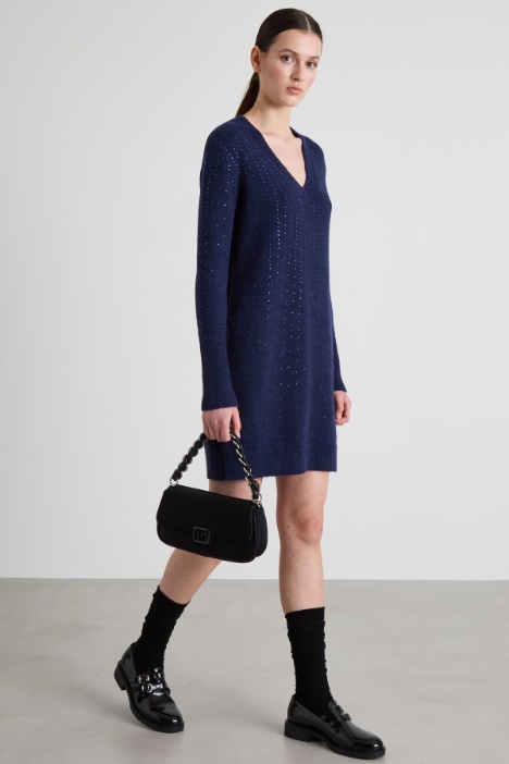 Abito in maglia con strass Intrend