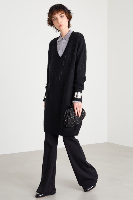 Rhinestone-adorned knit dress Intrend