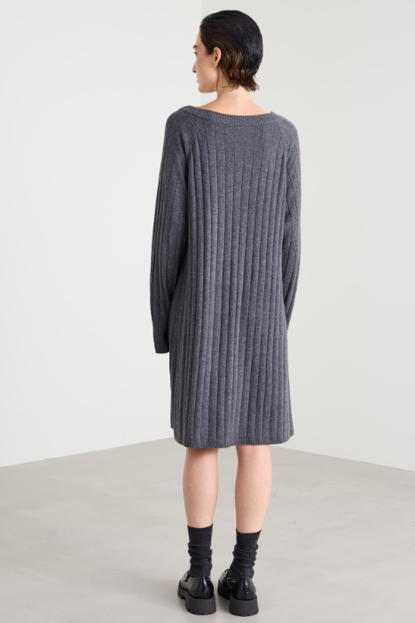 Abito in maglia a coste