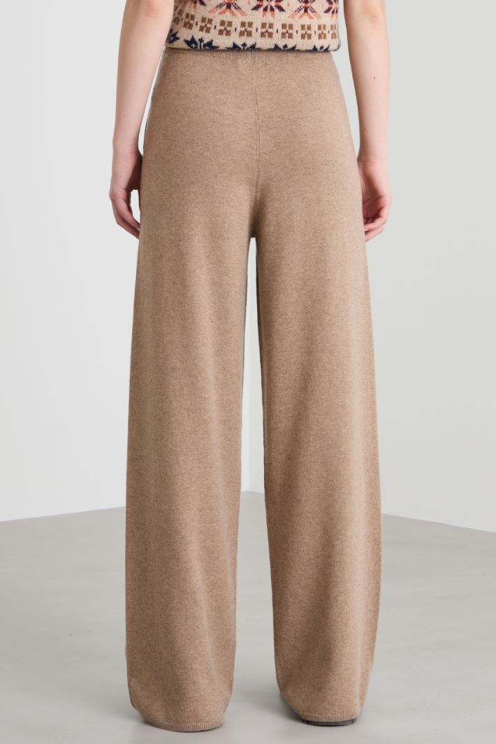 Pantaloni in lana e cashmere