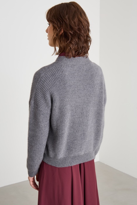 Cardigan con scollo a V