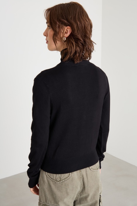 Cardigan con bottoni bijoux