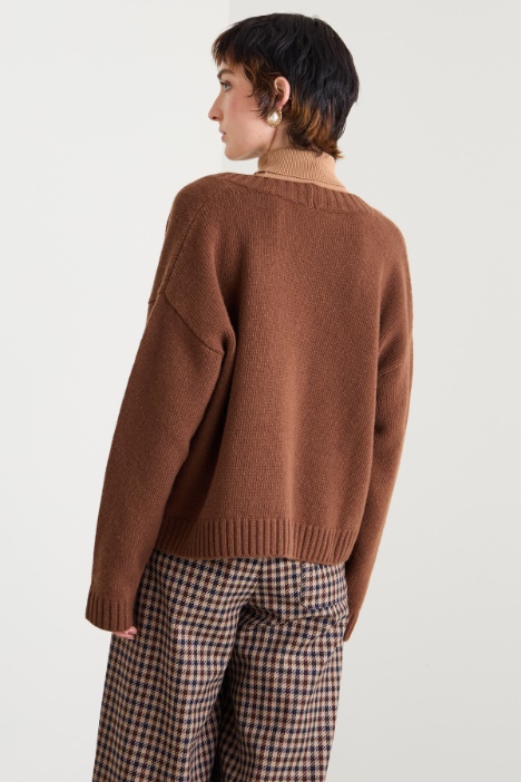 Cardigan in filato di pura lana