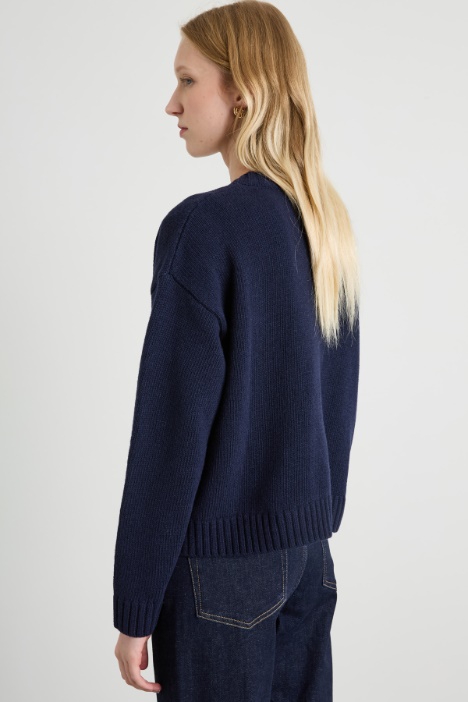 Cardigan in filato di pura lana