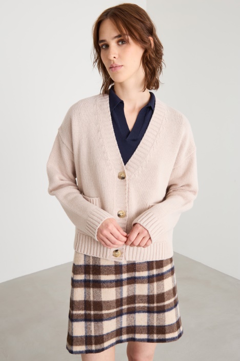 Cardigan con taschini Intrend