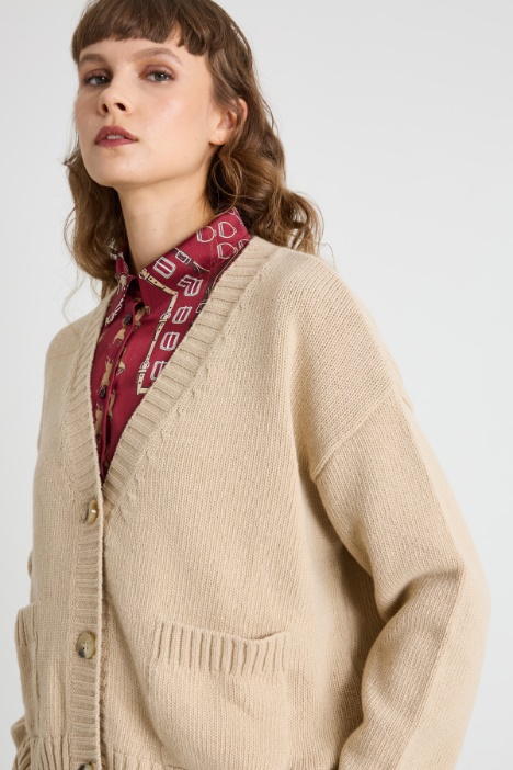 Cárdigan con bolsillos