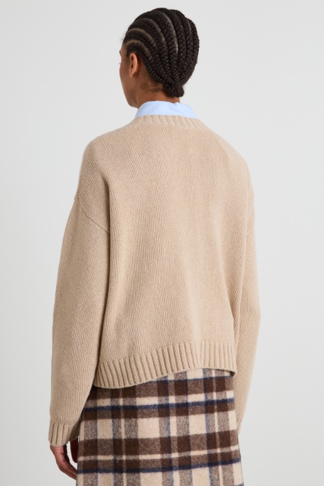 Cardigan con taschini