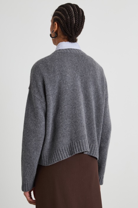 Cardigan con taschini