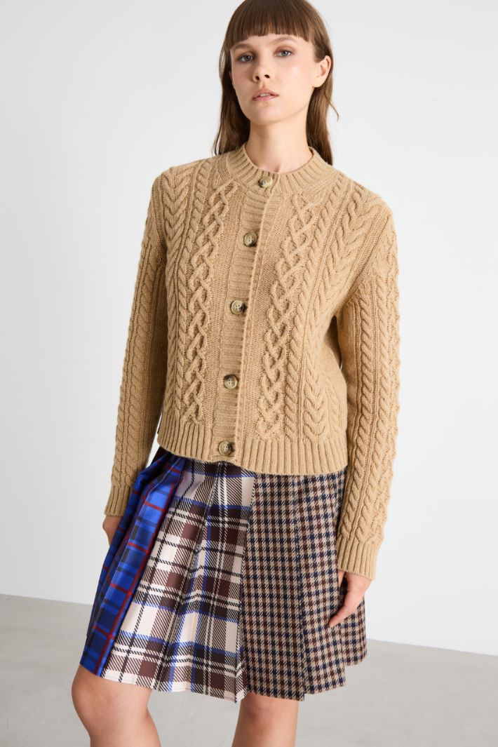 Cardigan with cable knit pattern Intrend - 2