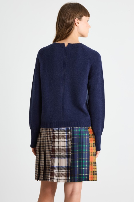 Maglia con maniche raglan