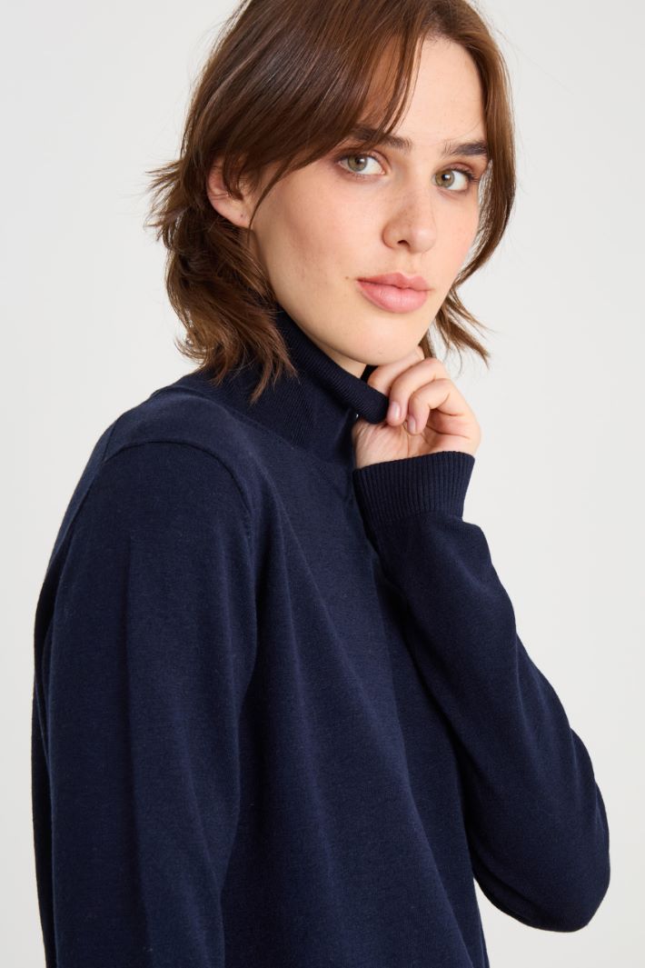 Turtleneck with ribbed trim Intrend - 3