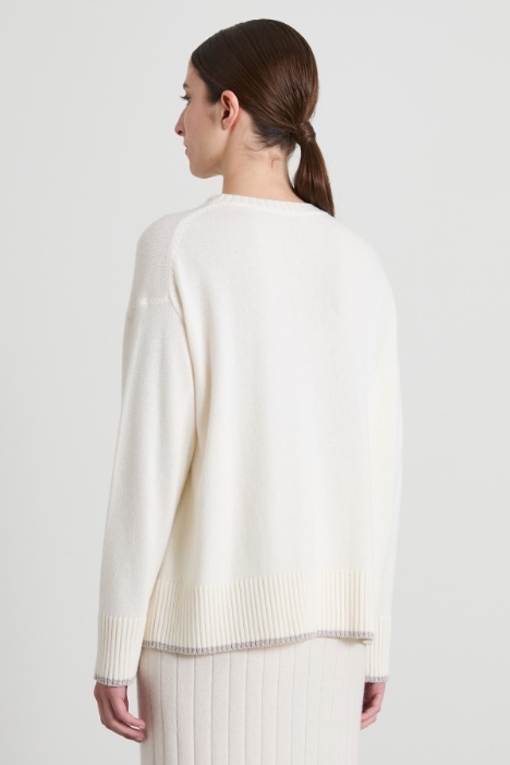 Suéter con bordes de lamé