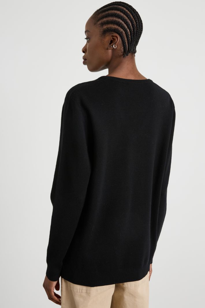 Maglia a V in lana sottile Intrend - 2