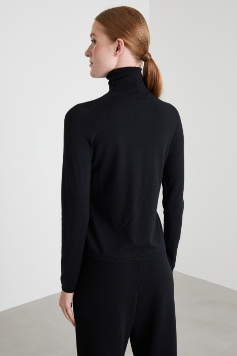 Dolcevita in filato di cashmere