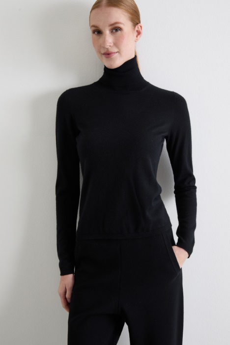 Cashmere yarn turtleneck Intrend