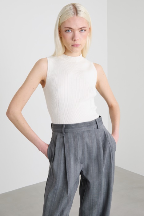 Stretch knit crop top Intrend