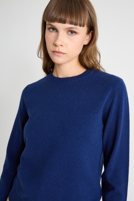 Suéter de cuello redondo