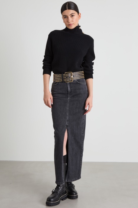Sweater with buttoned shoulder Intrend