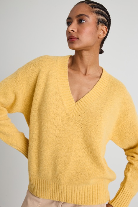 Suéter de cuello en V de alpaca y algodón