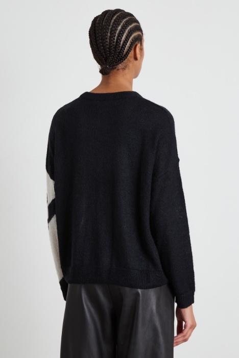 Suéter de mohair con intarsia