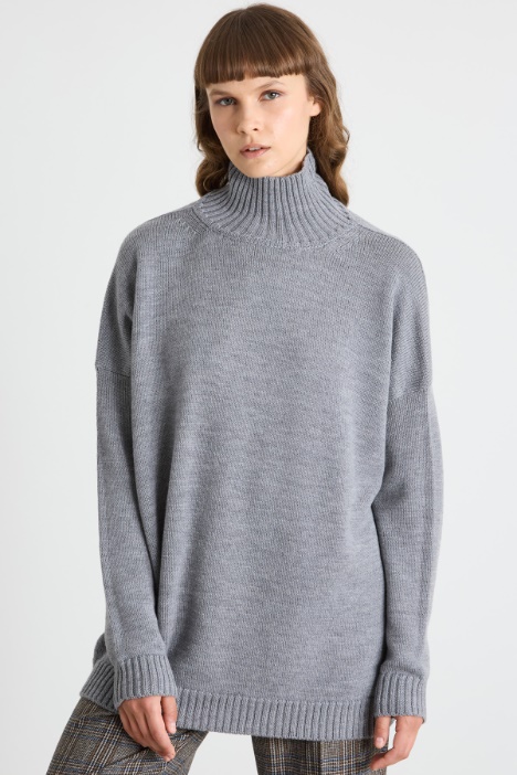 Oversized sweater with crater neck Intrend