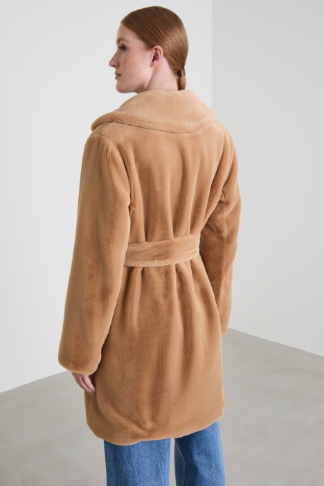 Cappotto peluche con cintura
