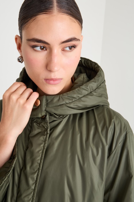 Imbottito svasato antigoccia