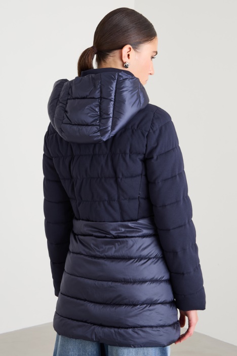 Chaqueta acolchada en punto y satén